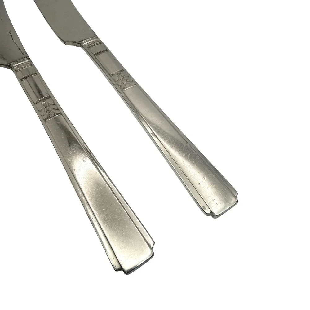 Vintage Silverplate Butter Knives Set of 2 Art Deco Flatware Spreaders 6